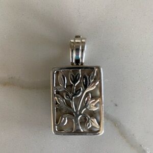 Silpada Pendant .925 Silver with Howlite Stone S1957